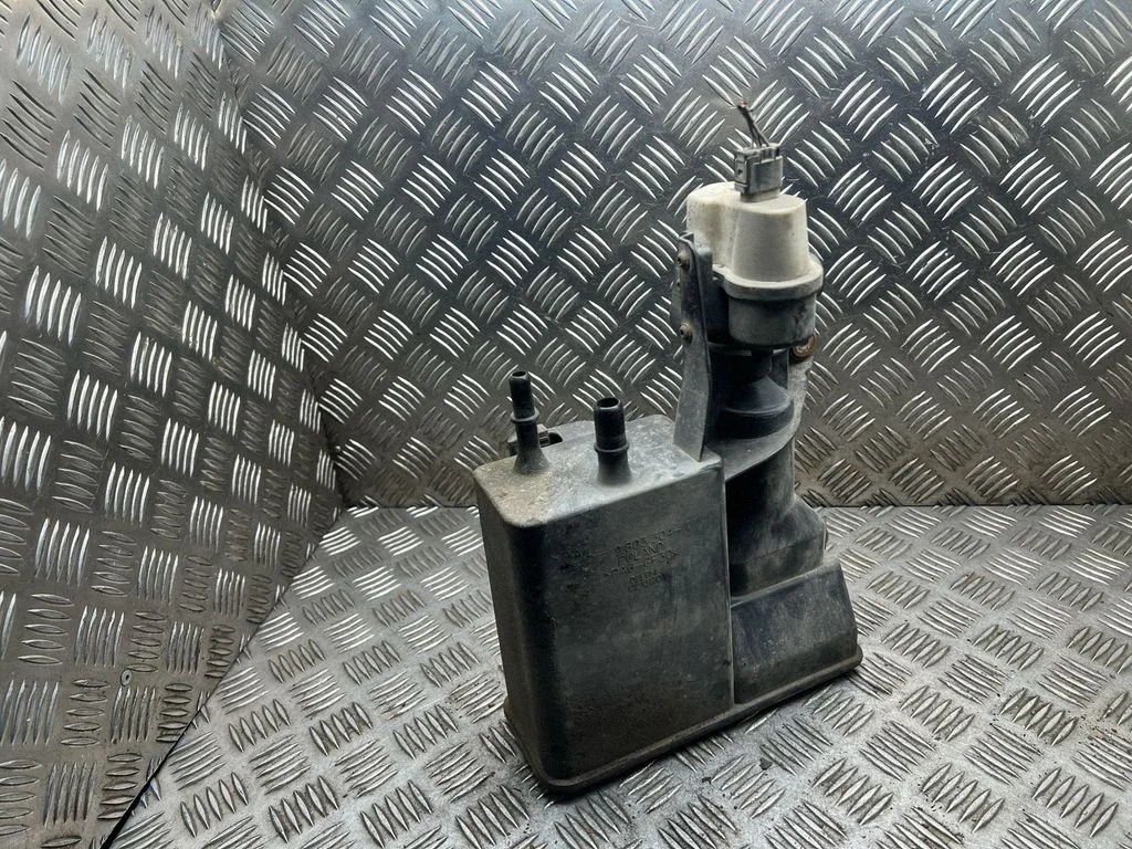 Active carbon filter fuel vapour canister 17210170