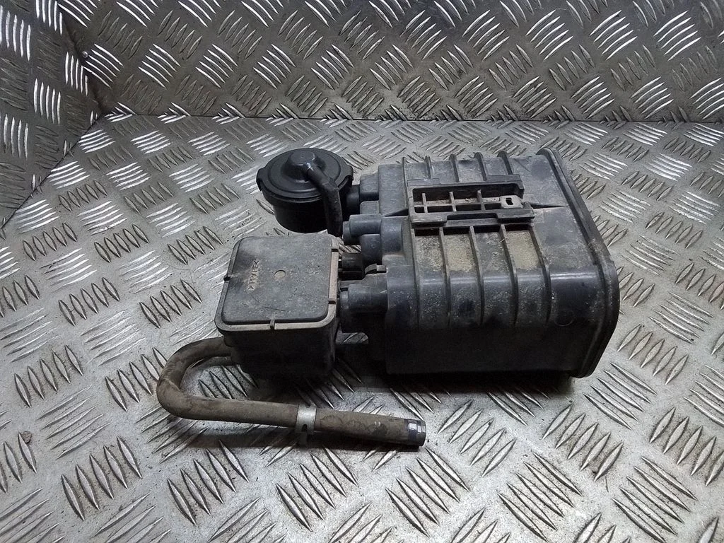Aktiivsöe (kütuseaurude) filter – Lexus RX 450H (2016-)