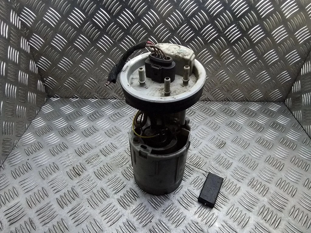 Kütusepumba (paagis) lukustusmutter – Volkswagen Sharan (2001-2010)