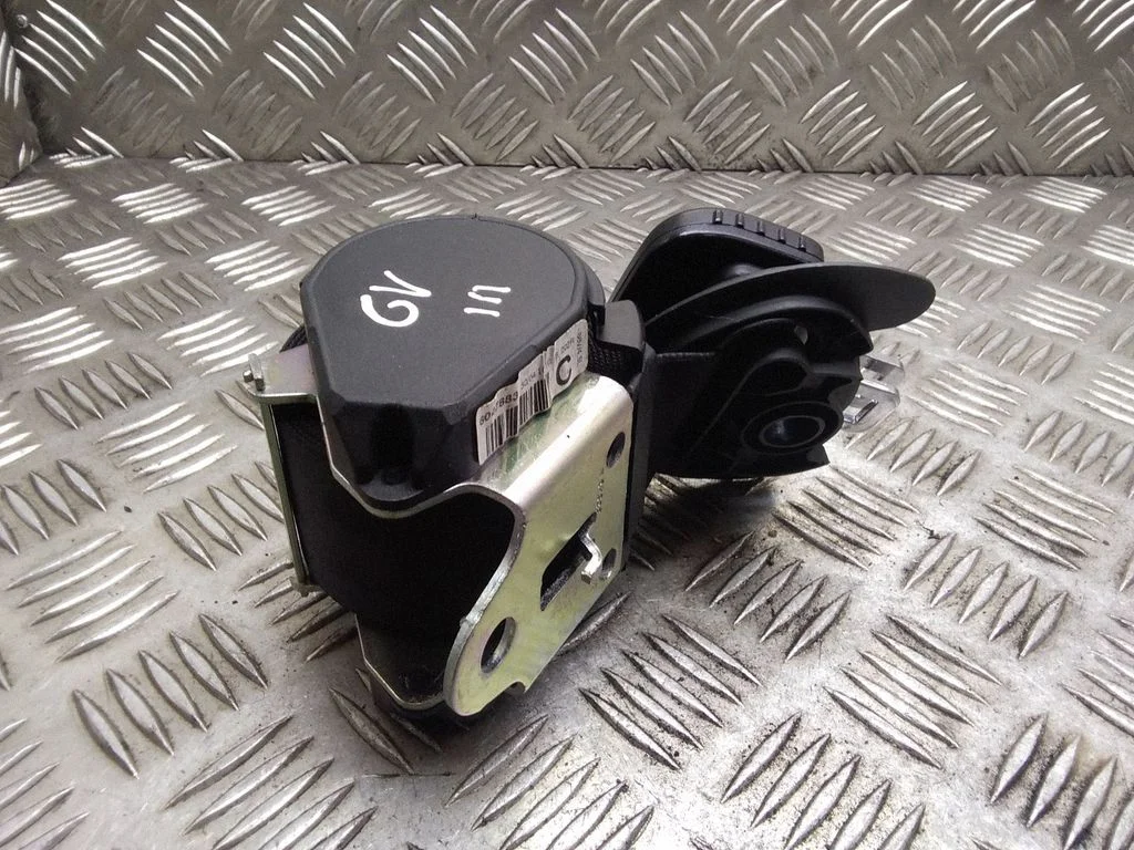 Third row seat belt – Volkswagen Touran I (2003-2010)