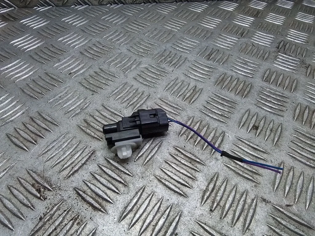 Czujnik temperatury zewnętrznej – Toyota Prius (XW30) (2009-2015)