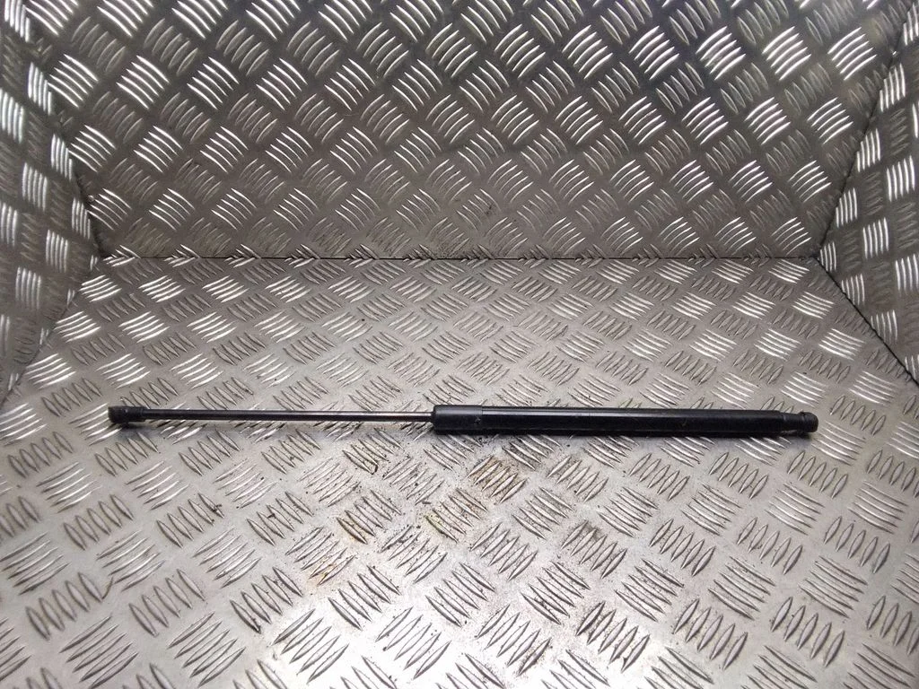 Aizmugurējā stikla amortizators – Citroen C4 I (2004-2010)