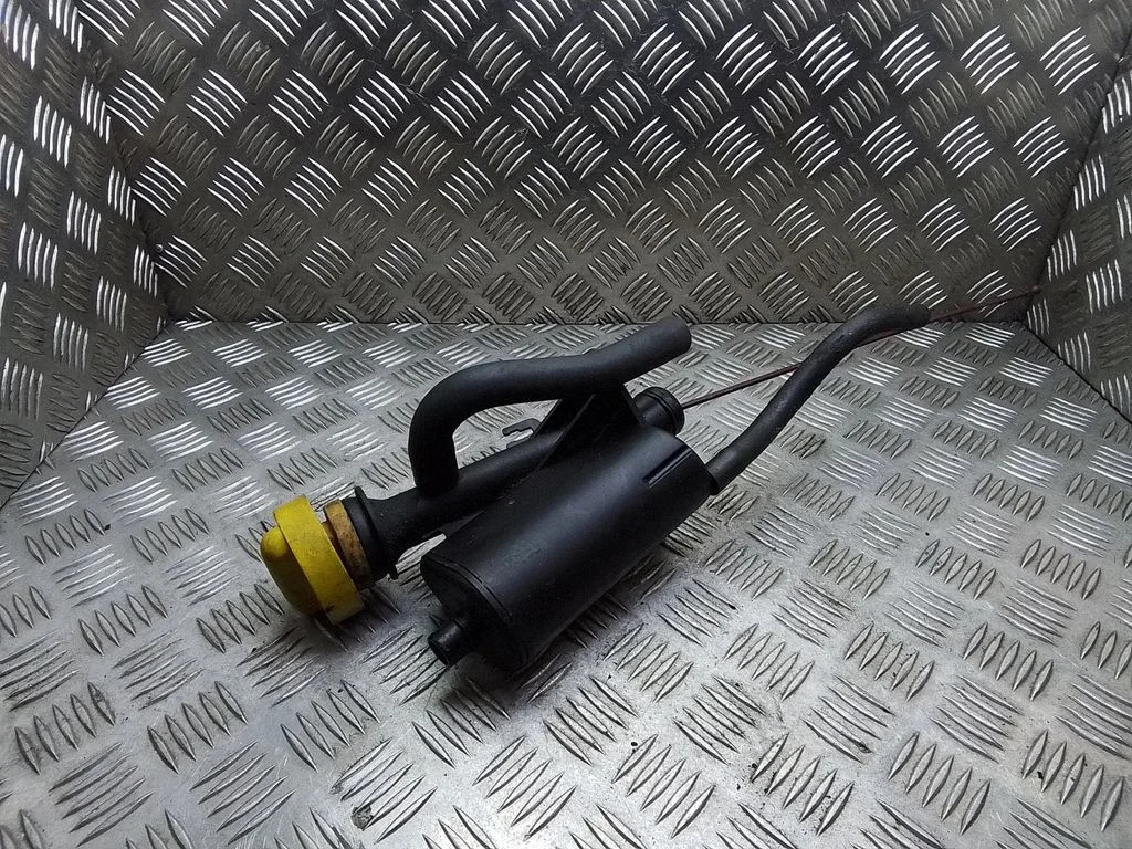 Oil fill pipe – Renault Laguna II (2001-2007)