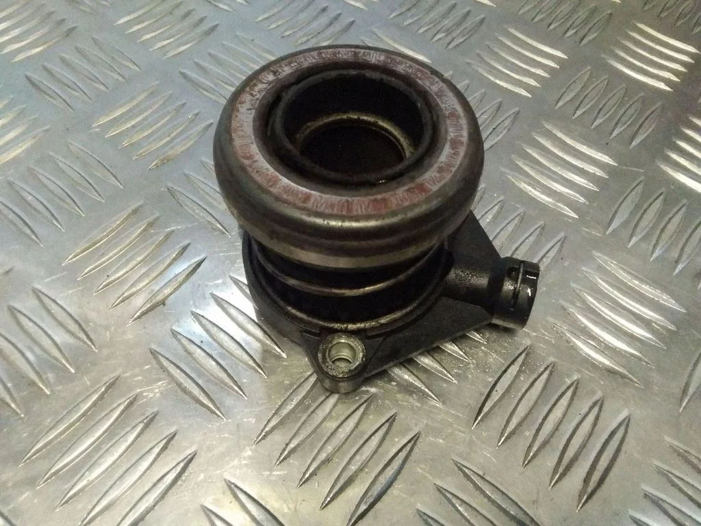 Siduri survelaager koos töösilindriga 9126238