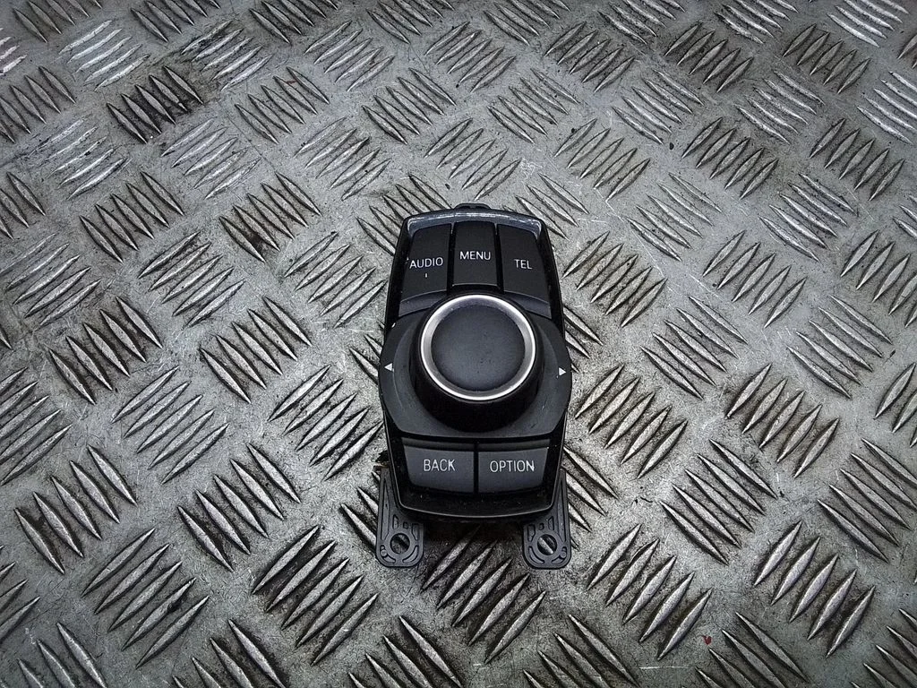 Multimediju kontrolieris – BMW 1. sērija F20 F21 (2011-2019)