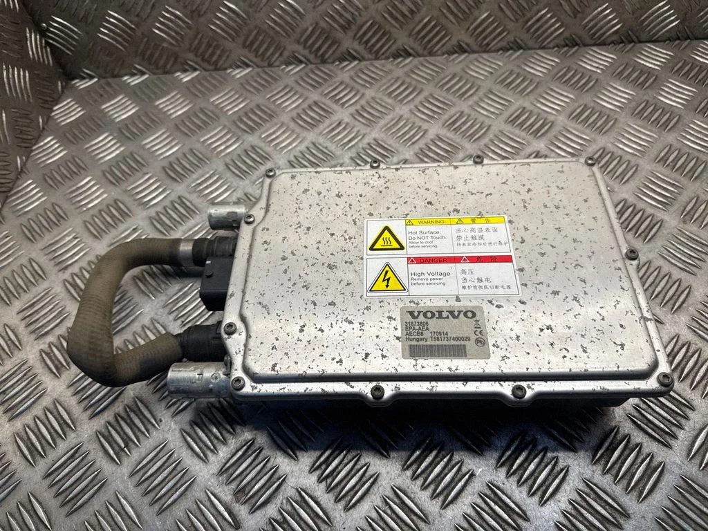 Voltage converter inverter – Volvo XC90 (2014-)