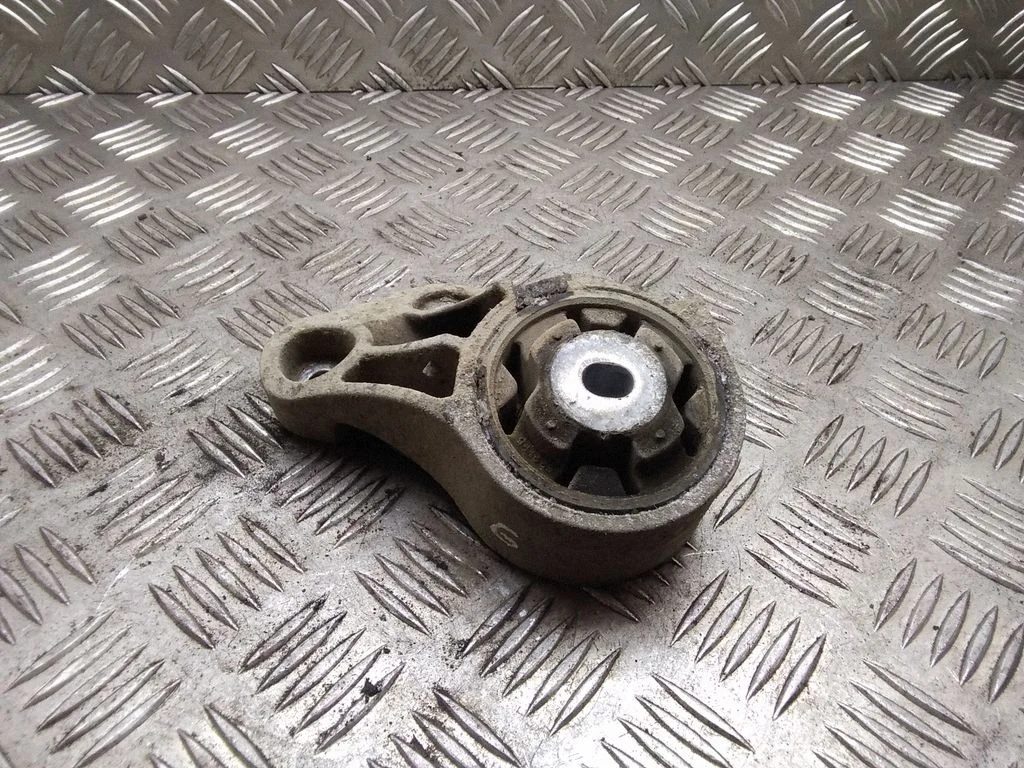 Tagumise reduktori padi – Audi A4 S4 B7 8E 8H (2005-2008)