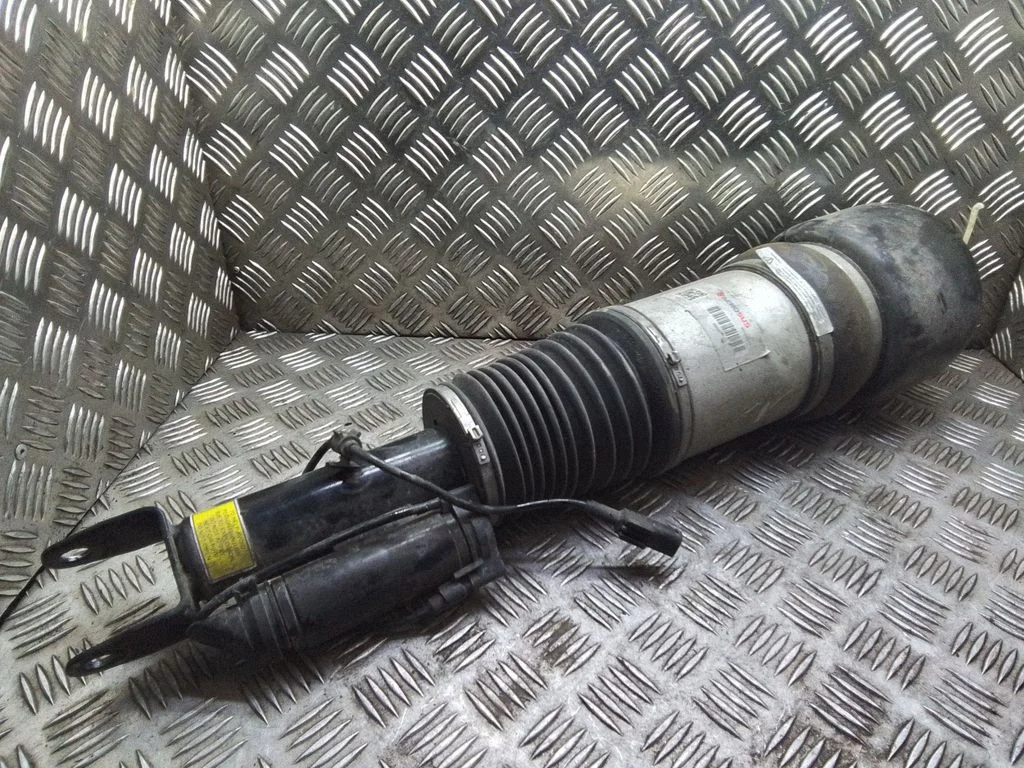 Front air suspension shock absorber – Mercedes-Benz E-Class W211 (2002-2009)