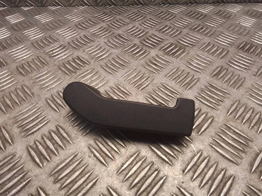 Loading door interior handle – Opel Vivaro (2014-2018)