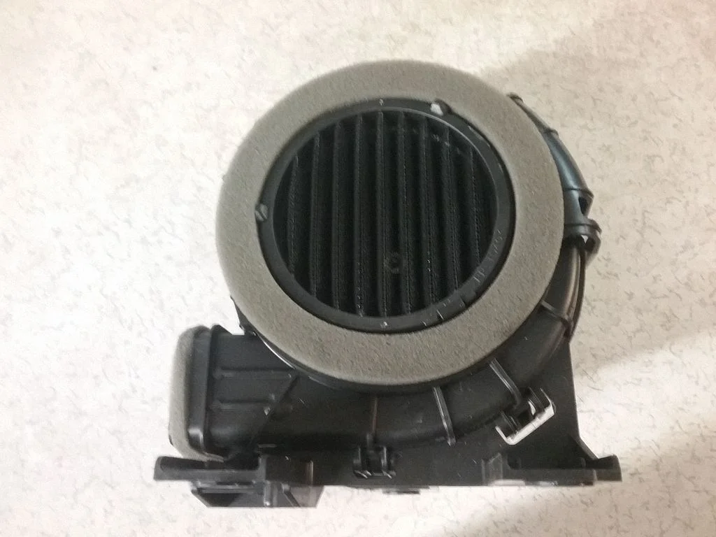 Hübriid-/elektriauto aku jahutusventilaator – Toyota Yaris (2012-2014)