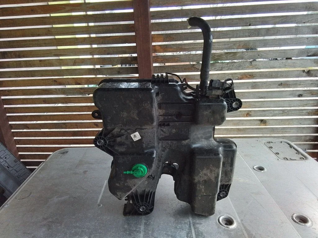 AdBlue liquid reservoir – Peugeot Traveller (2016-)
