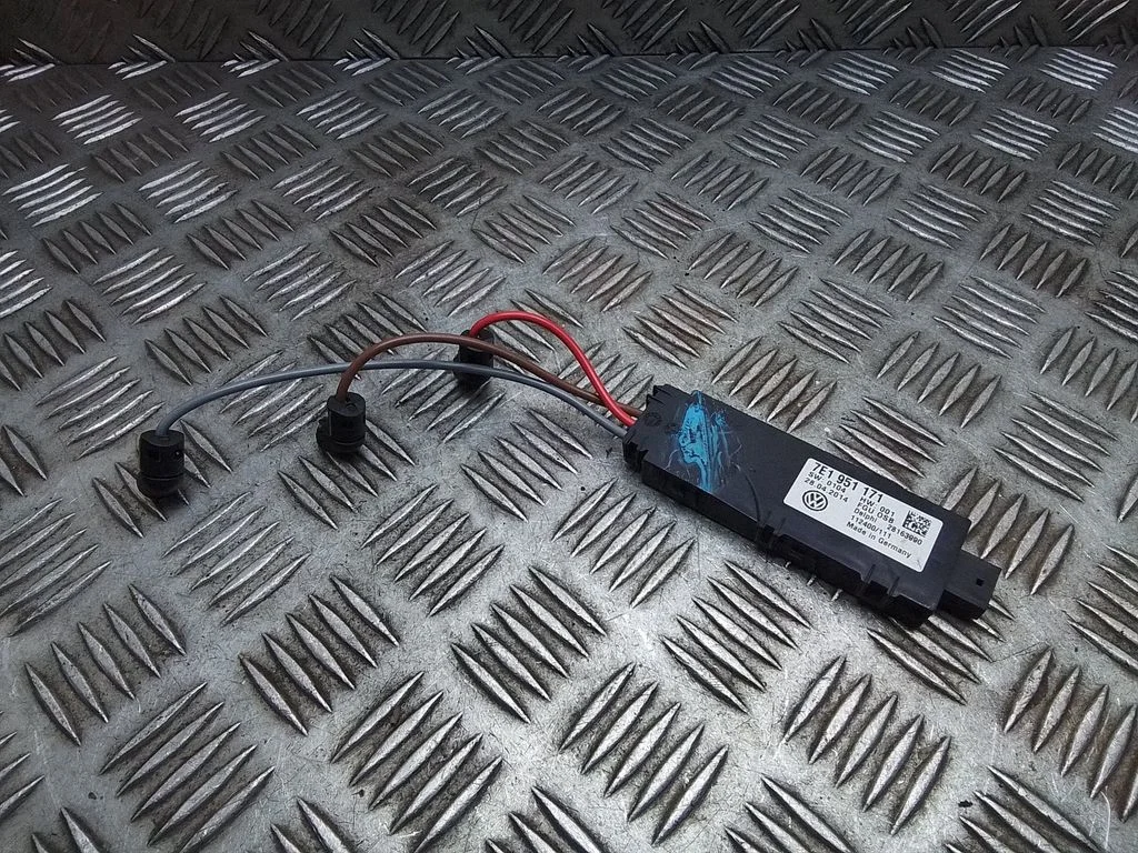 Mikrofon (bluetooth / telefon) – Volkswagen Transporter - Caravelle T5 (2003-2015)