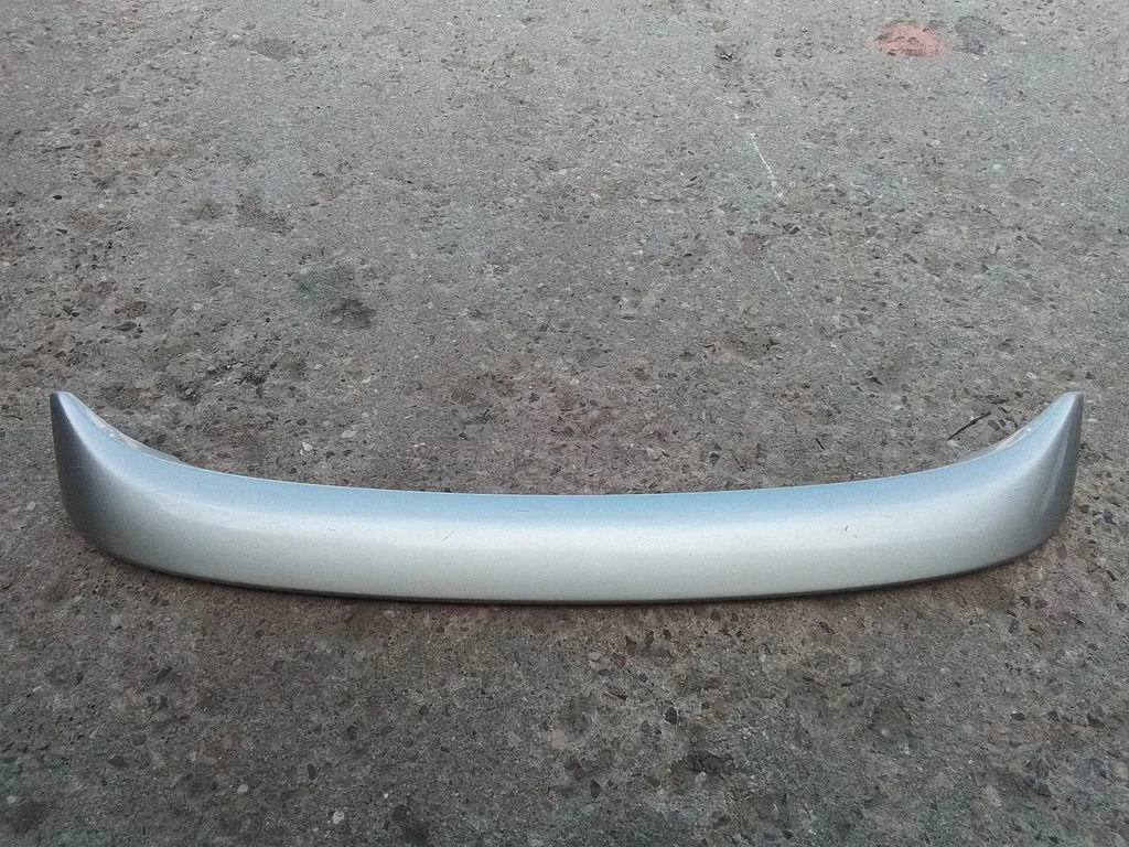 Aizmugurējā vāka spoilers – Toyota Prius (XW10) (1997-2003)