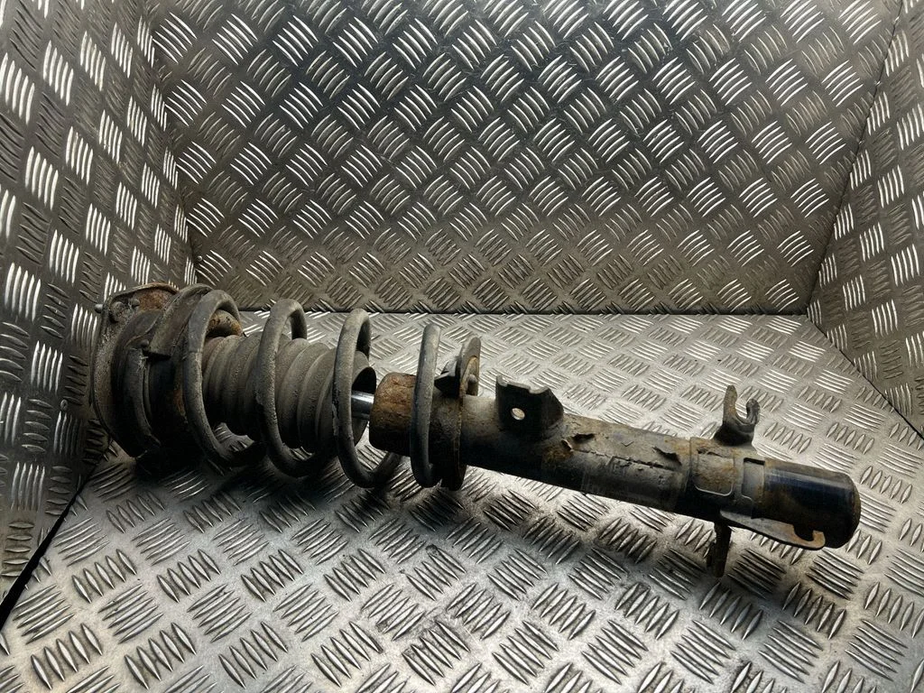 Eesmine amortisaator koos vedruga – Mini Cooper Countryman R60 (2011-2016)