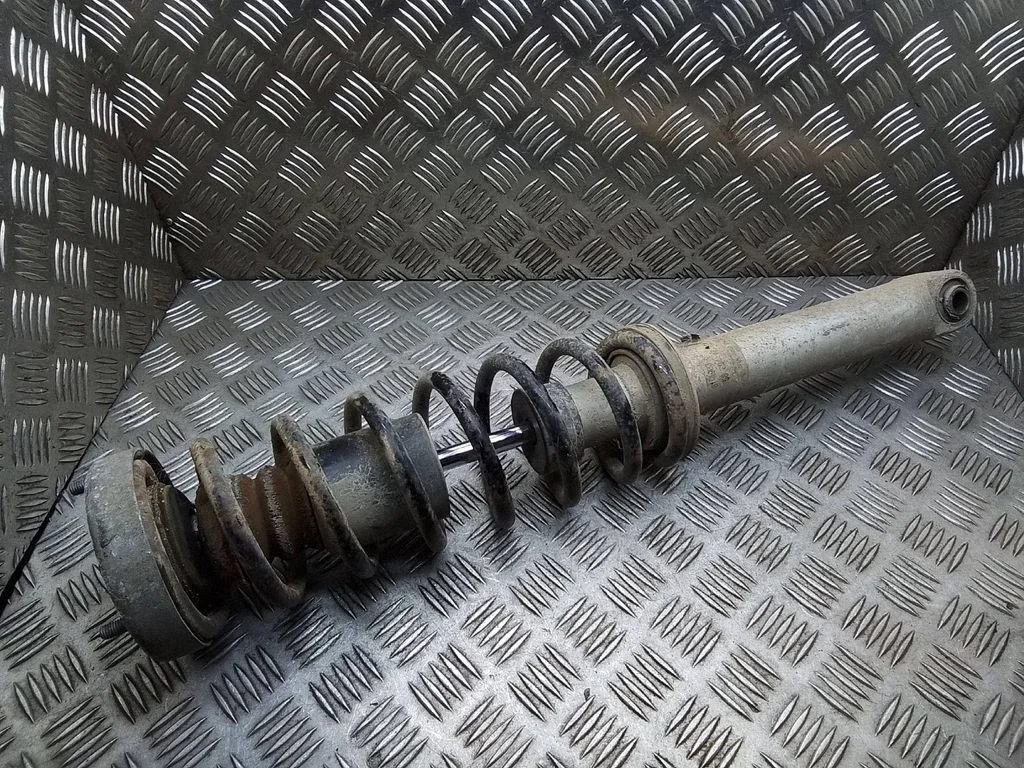 Rear shock absorber with coil spring – BMW 7 Series E65 E66 (2001-2008)