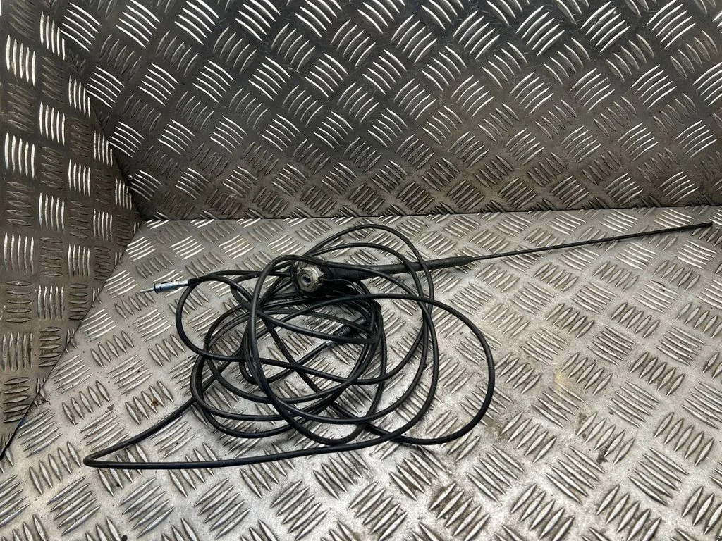 Radio antenna