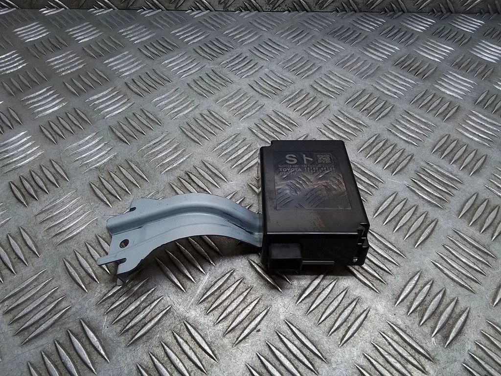 Tire pressure control unit – Lexus RX 450H (2016-)