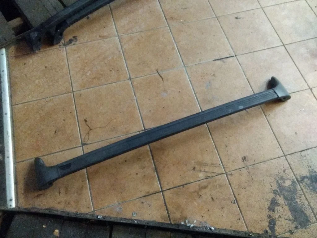 Roof transverse bars on the "horns" – Renault Espace - Grand espace IV (2004-2014)