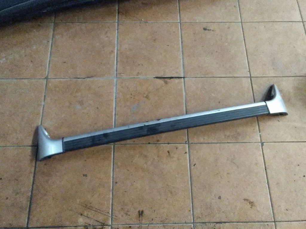 Roof transverse bars on the "horns" – Renault Espace - Grand espace IV (2004-2014)