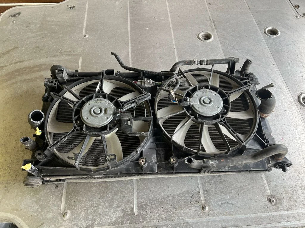 Radiator set – Toyota C-HR I (2016-2023)