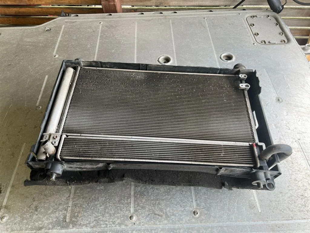 Radiator set – Toyota Prius (XW30) (2009-2015)
