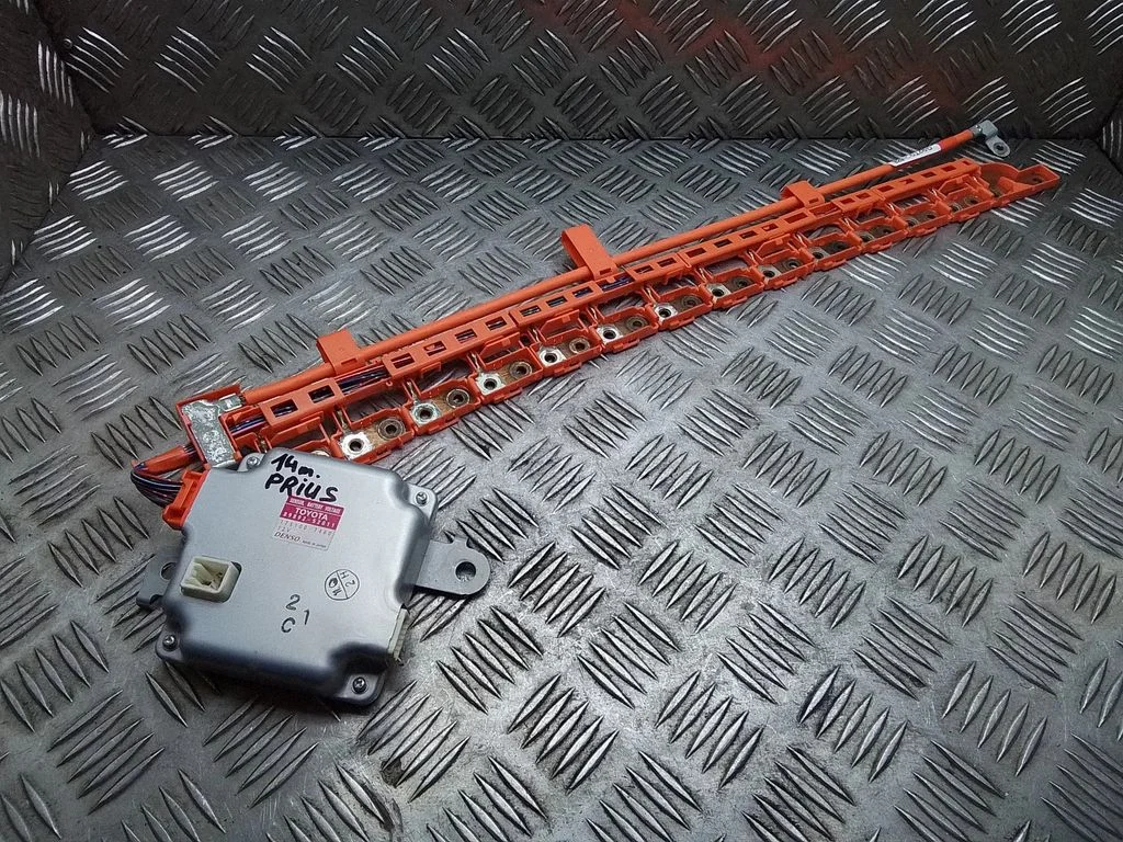 Battery control module – Toyota Prius (XW30) (2009-2015)
