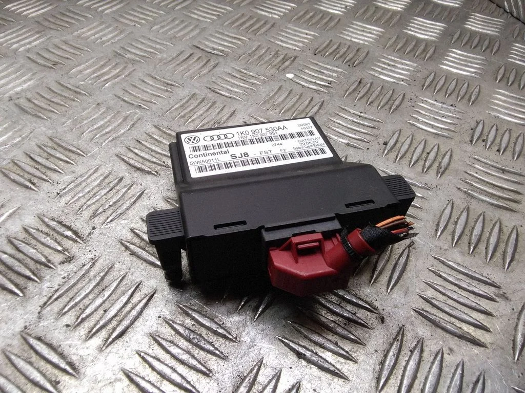 Gateway control module – Volkswagen Touran I (2003-2010)