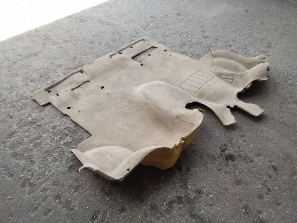 Interior carpet – Volkswagen Multivan T5 (2003-2015)