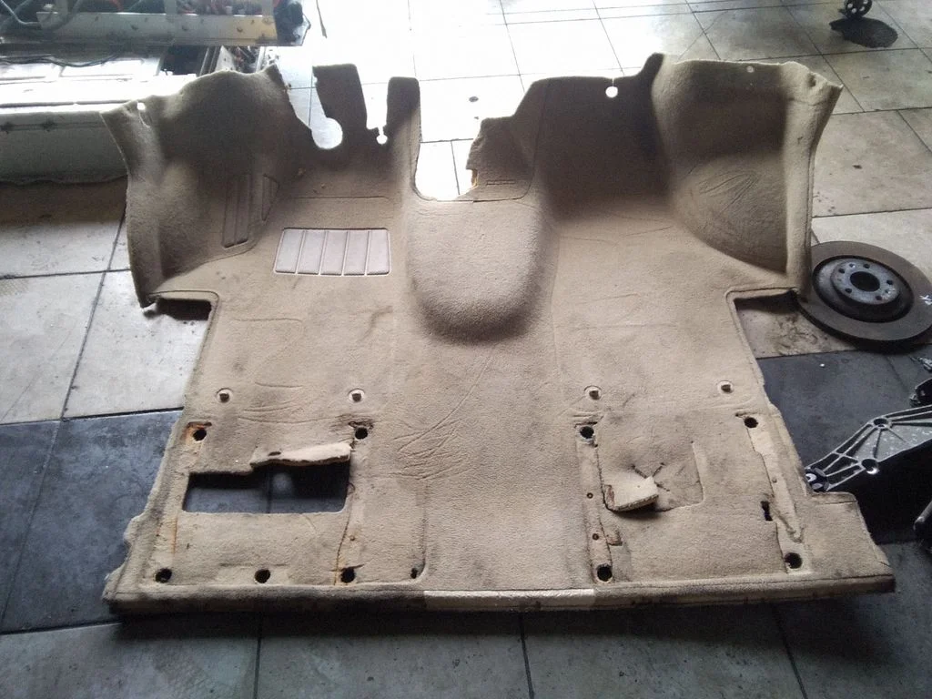 Interior carpet – Volkswagen Multivan T5 (2003-2015)