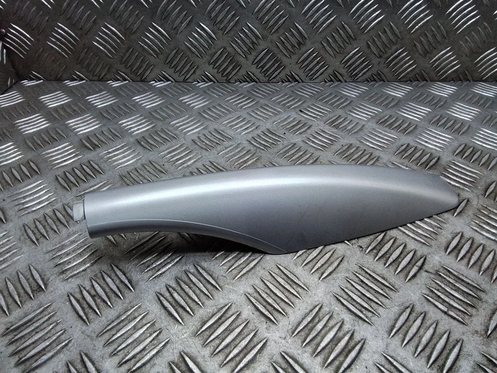 Roof bar rail cover – Nissan Qashqai+2 (2010-2014)
