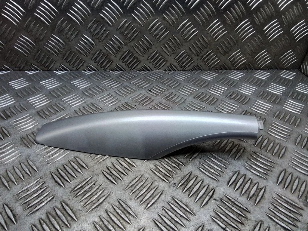 Roof bar rail cover – Nissan Qashqai+2 (2010-2014)
