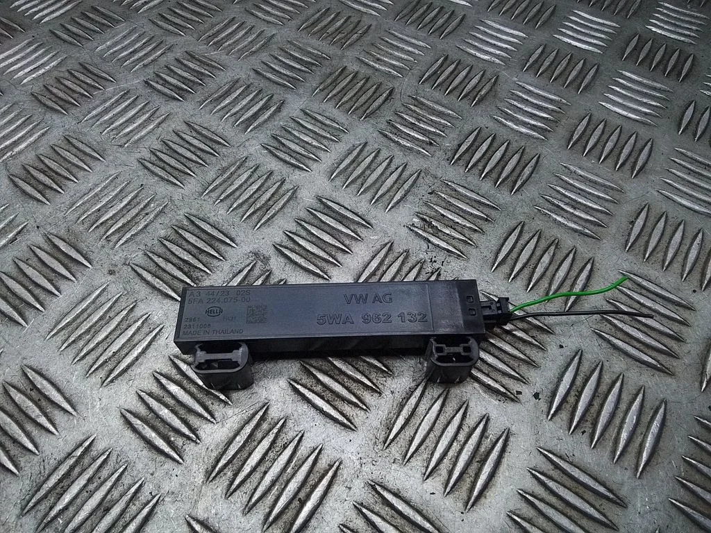 Antena systemu bezkluczykowego – Skoda Octavia Mk4 (2019-)