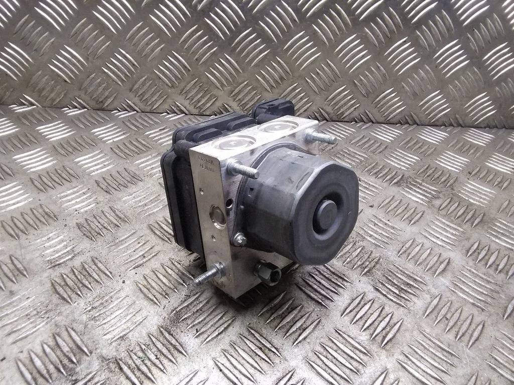 ABS block – Nissan Qashqai (2016-2021)