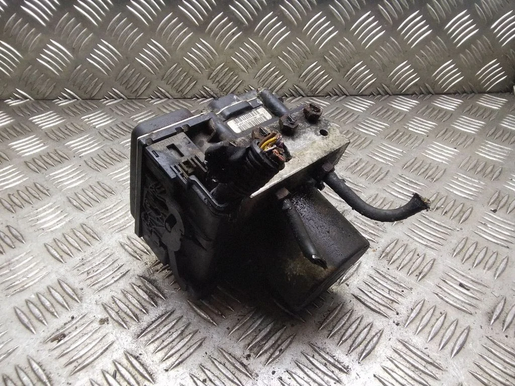 ABS-plokk – Ford Transit - Tourneo Connect (2003-2008)