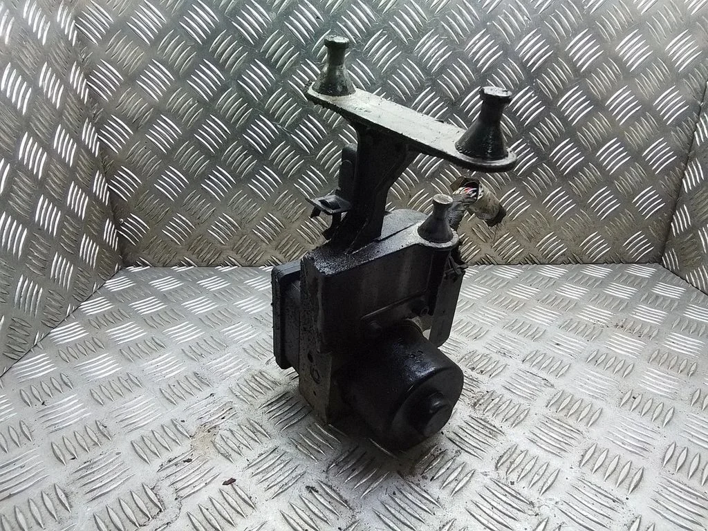ABS-plokk – Mercedes-Benz C-klass W203 (2000-2007)