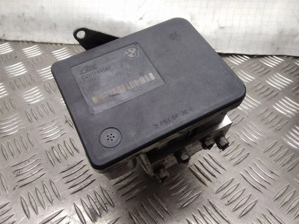 ABS bloks – BMW 3. sērija E90 E91 (2005-2012)