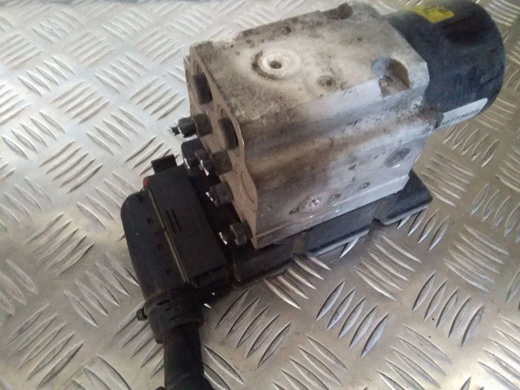 ABS block – Opel Vectra C (2005-2009)