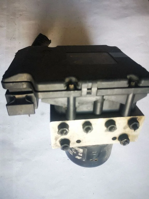 ABS block – Ford Galaxy (2000-2006)
