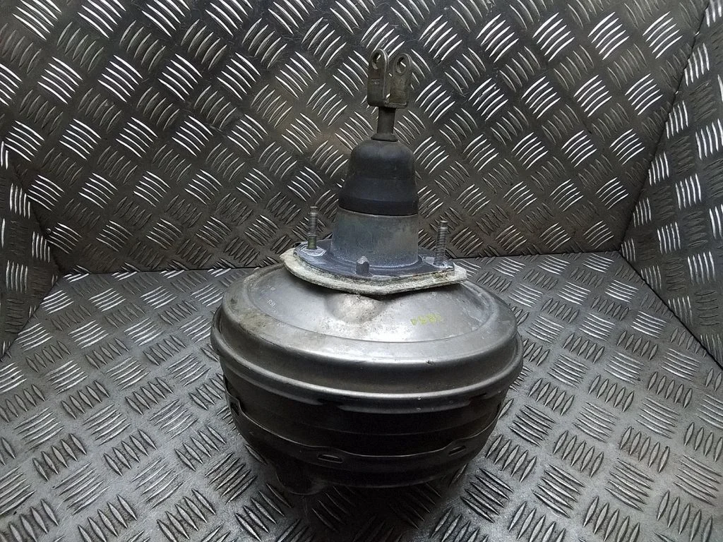 Brake booster – BMW 7 Series E65 E66 (2001-2008)