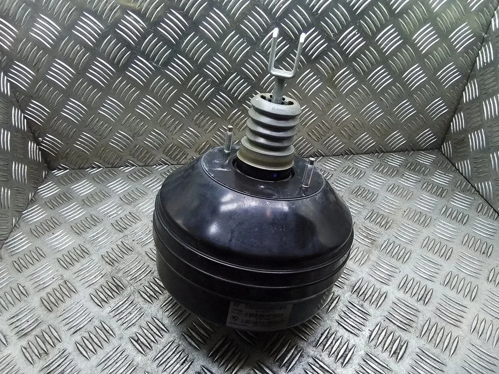 Brake booster – BMW 1 Series F20 F21 (2011-2019)