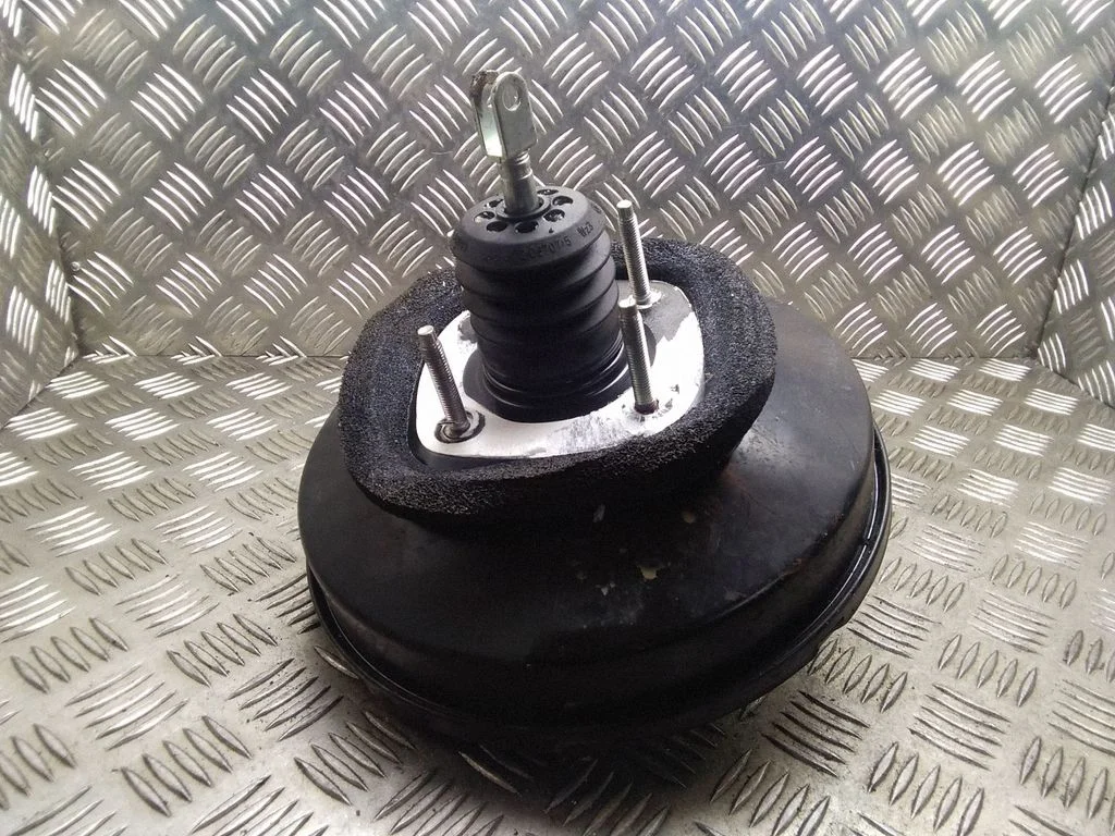 Piduri vaakumvõimendi 9682338480