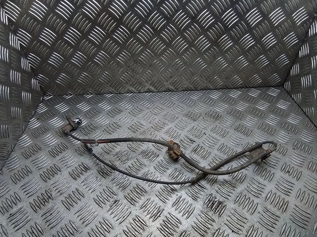 ABS brake wheel speed sensor – Toyota Prius (XW20) (2003-2009)