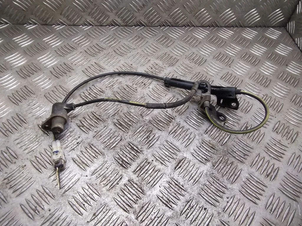 ABS brake wheel speed sensor – Toyota Corolla Verso AR10 (2004-2009)