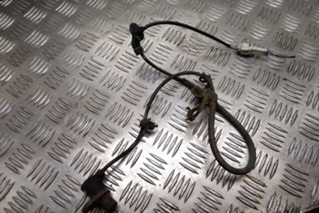 ABS brake wheel speed sensor 895430D010