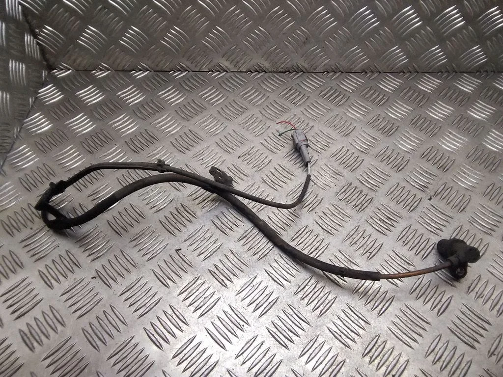 ABS brake wheel speed sensor – Toyota Prius (XW20) (2003-2009)