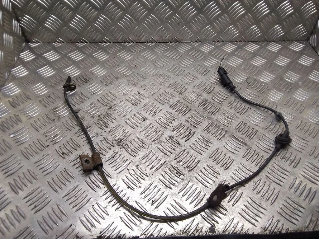 ABS brake wheel speed sensor – Subaru Outback (2004-2006)
