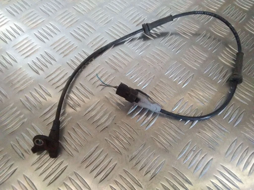Priekšējais bremžu ABS devējs – Citroen C4 I (2004-2010)