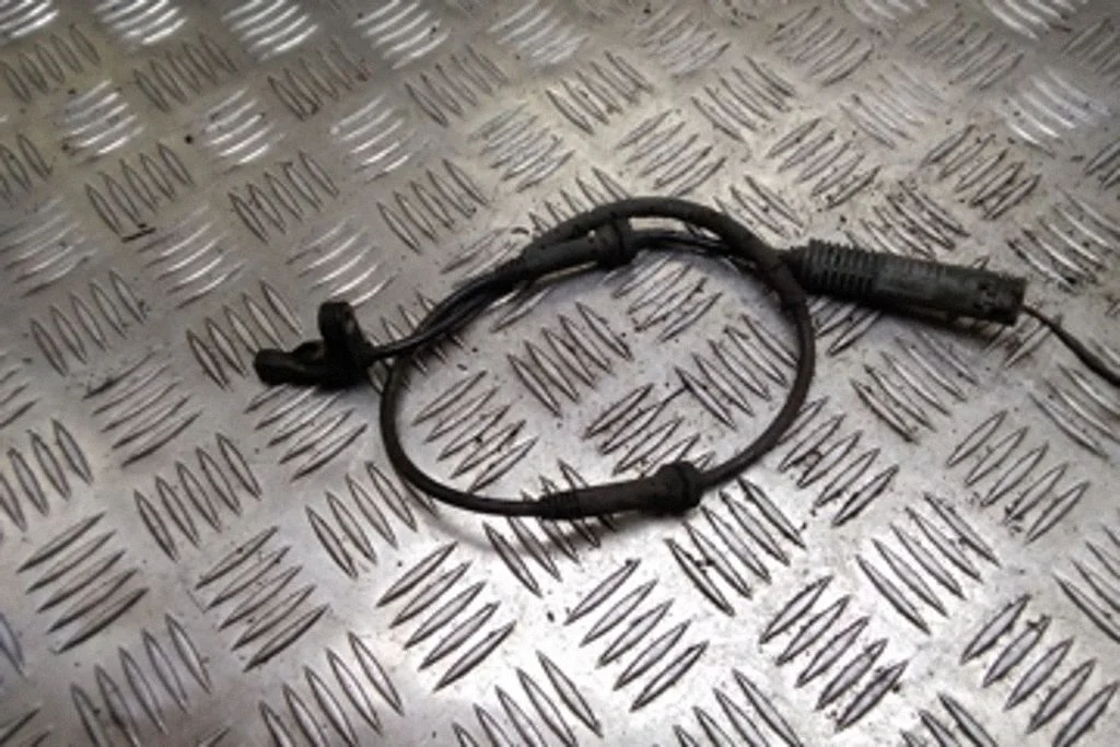 ABS brake wheel speed sensor – BMW 3 Series E90 E91 (2005-2012)