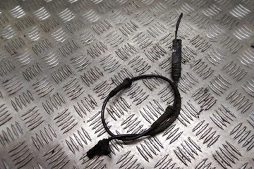 ABS brake wheel speed sensor – BMW 3 Series E90 E91 (2005-2012)