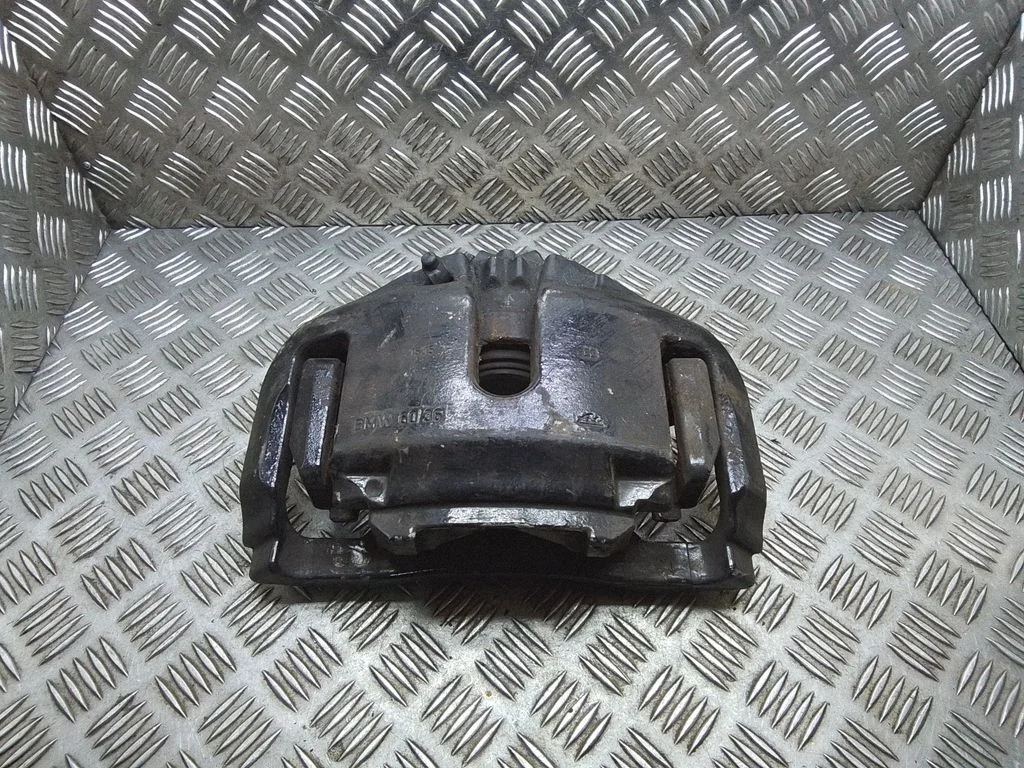 Front brake caliper – BMW 5 Series F10 F11 (2009-2016)